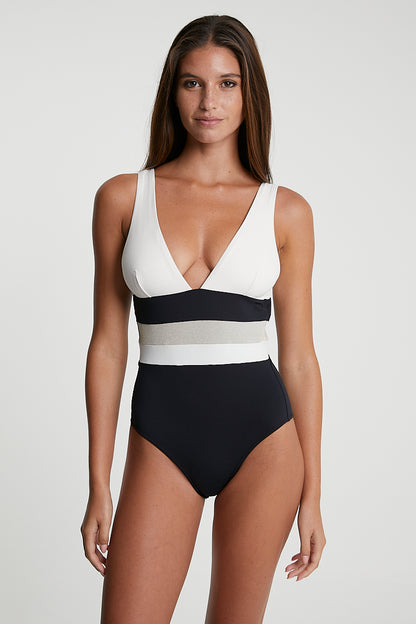 Maillot de Bain 1 pièce Triangle Julia IODUS - Dos Découpe Carré Élégant